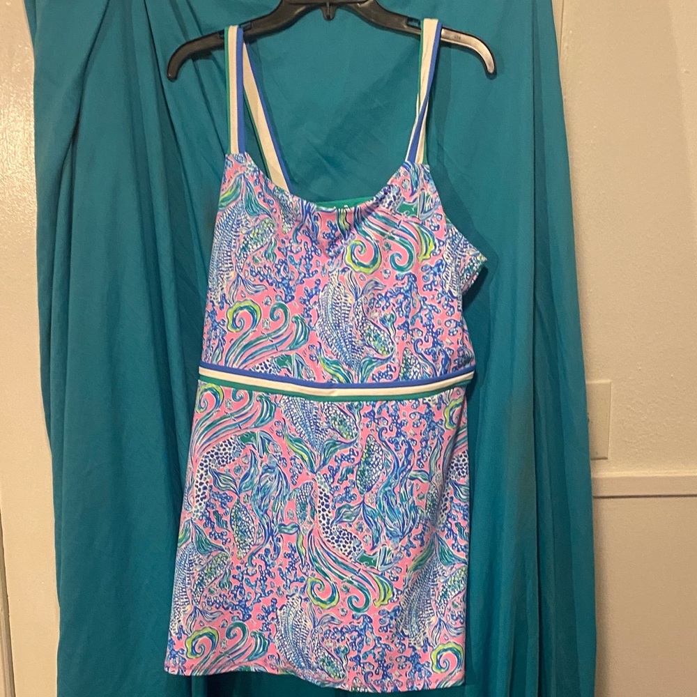 Lilly Pulitzer Luxletic Turquoise Top